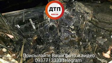 У Києві спалили машини_2 / © dtp.kiev.ua