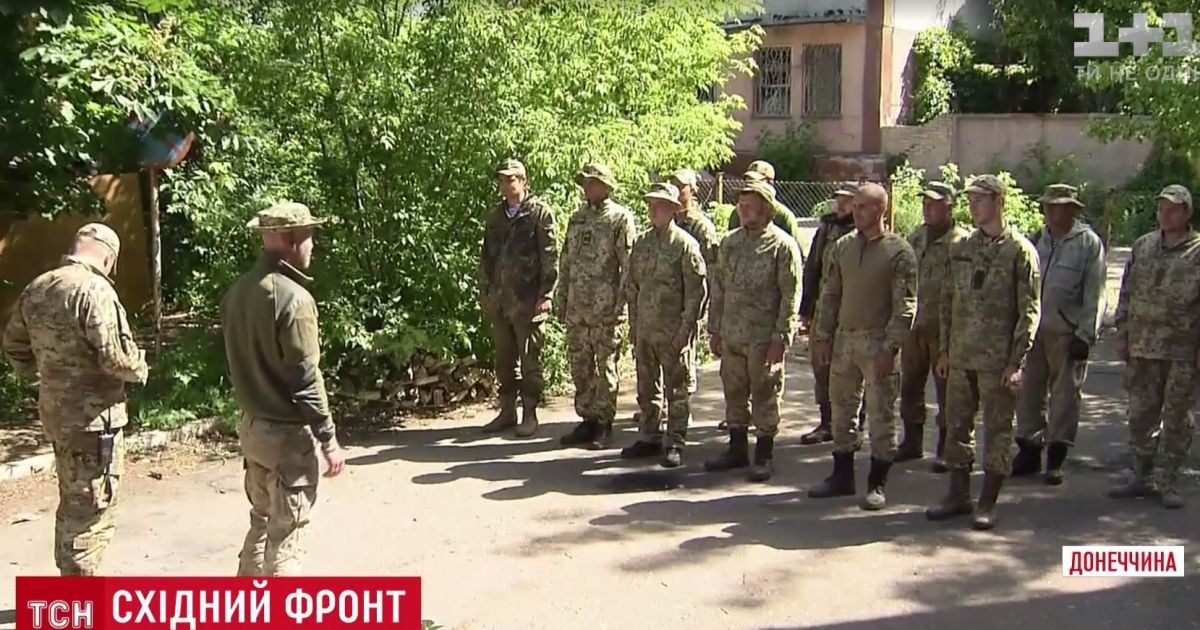 Строители, аграрии, производители игрушек: кто защищает Украину на передовой на нынешний Покров