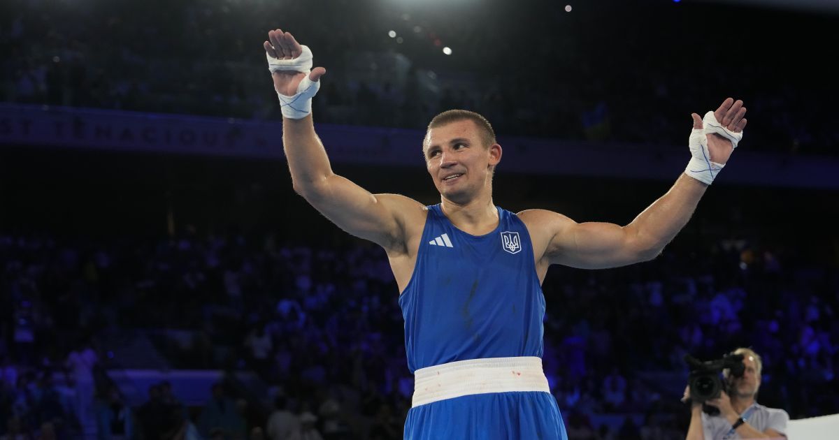 Александр Хижняк