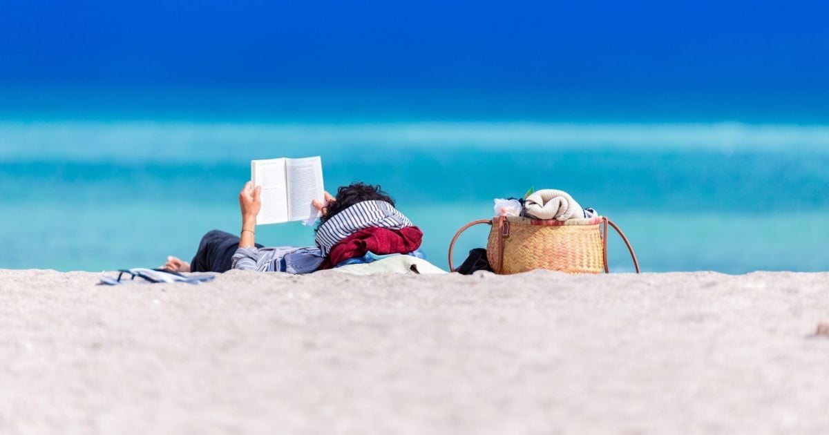 П'ять найкращих книжок літа, які варто прочитати у відпустці