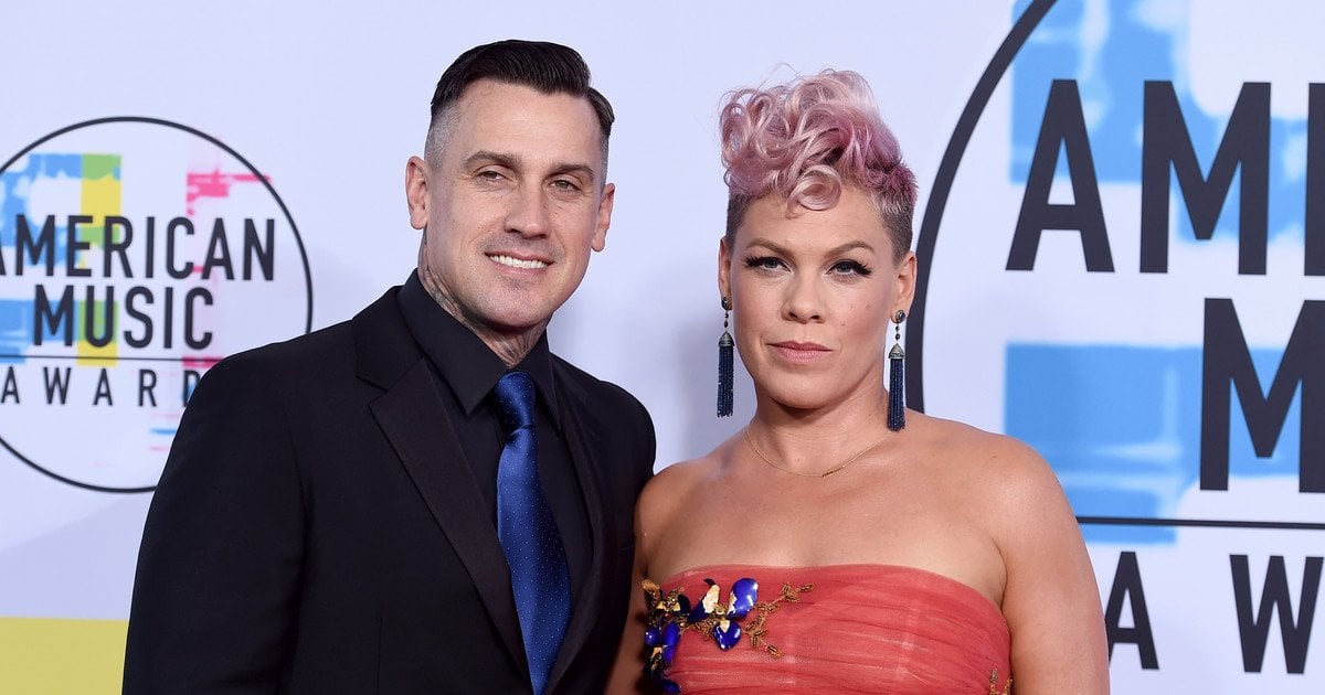 Співачка Pink з чоловіком