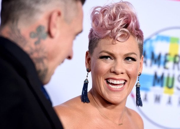 Певица Pink с мужем / © Associated Press