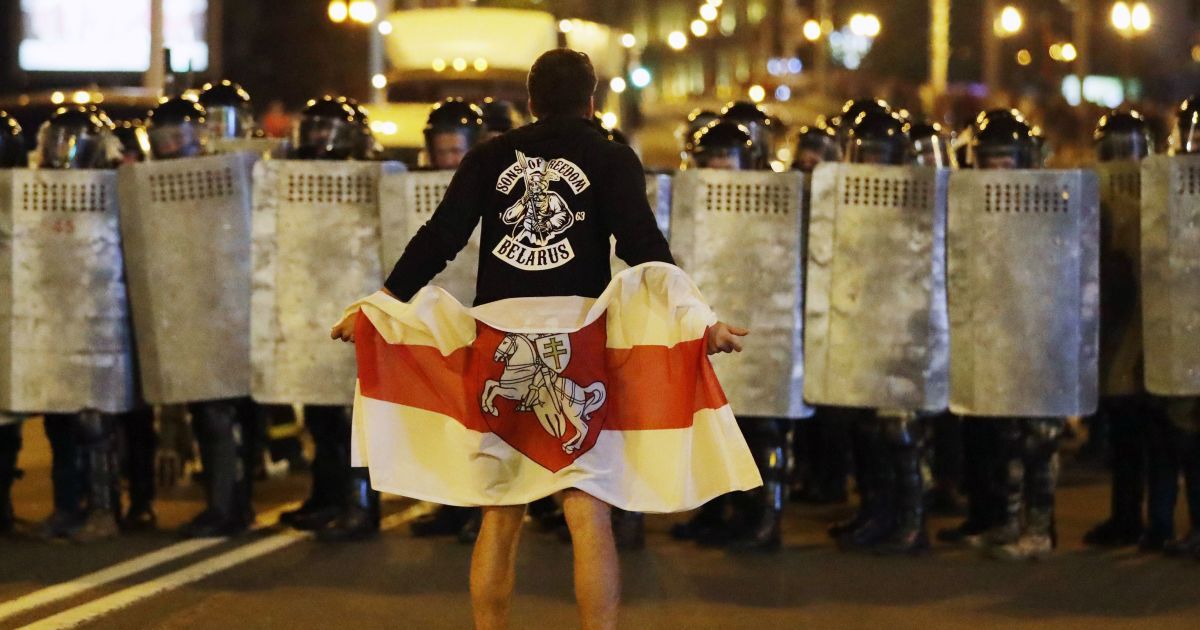 Беларусь проснулась: страну охватили самые массовые за последние десятилетия протесты