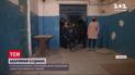 В Житомире разрушается трехэтажный жилой дом