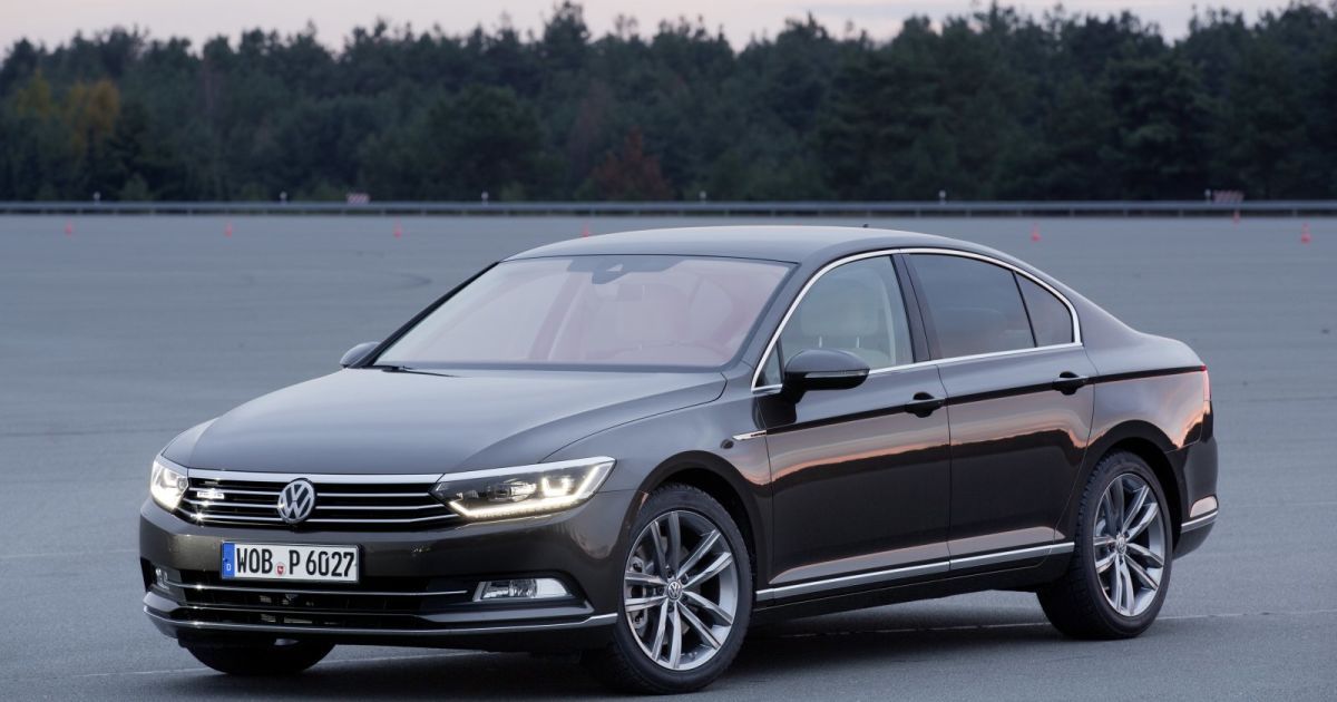 Volkswagen Passat получил проекционный дисплей
