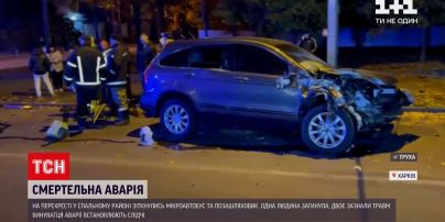 Новости Украины: в Харькове в результате ДТП микроавтобуса и внедорожника погиб человек