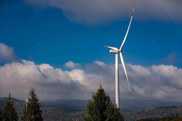 Не використовувати потенціал вітру — шкодити державі: для чого на Закарпатті будують нові ВЕС