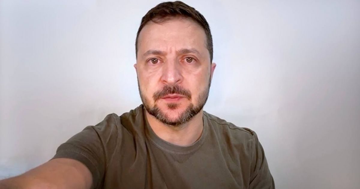 За словами президента України Володимира Зеленського, боротися проти російських ударів означає боротися в тому числі за силу санкцій проти РФ