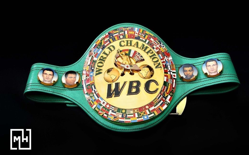 Головний чемпіонський пояс за версією WBC Віталія Кличка / © прес-служба каналу "1+1"