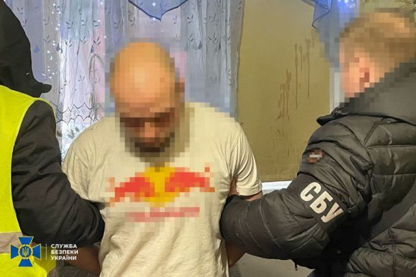 Задержанный подозреваемый / © СБУ