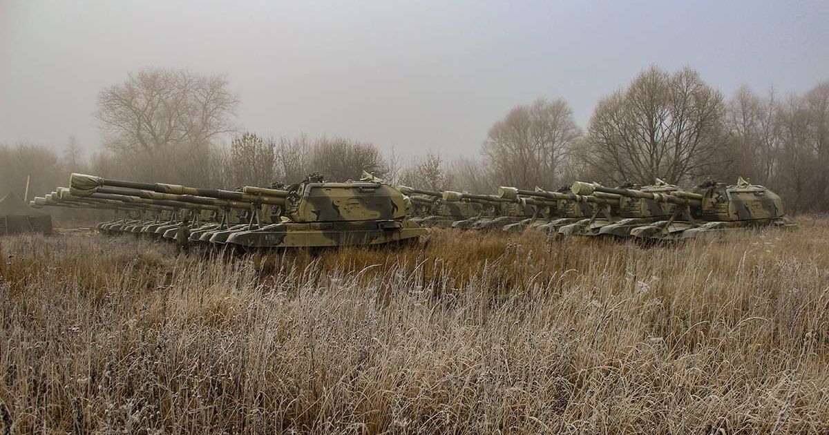 На Донбасі українські захисники відбили 14 атак росіян та знищили їхню техніку