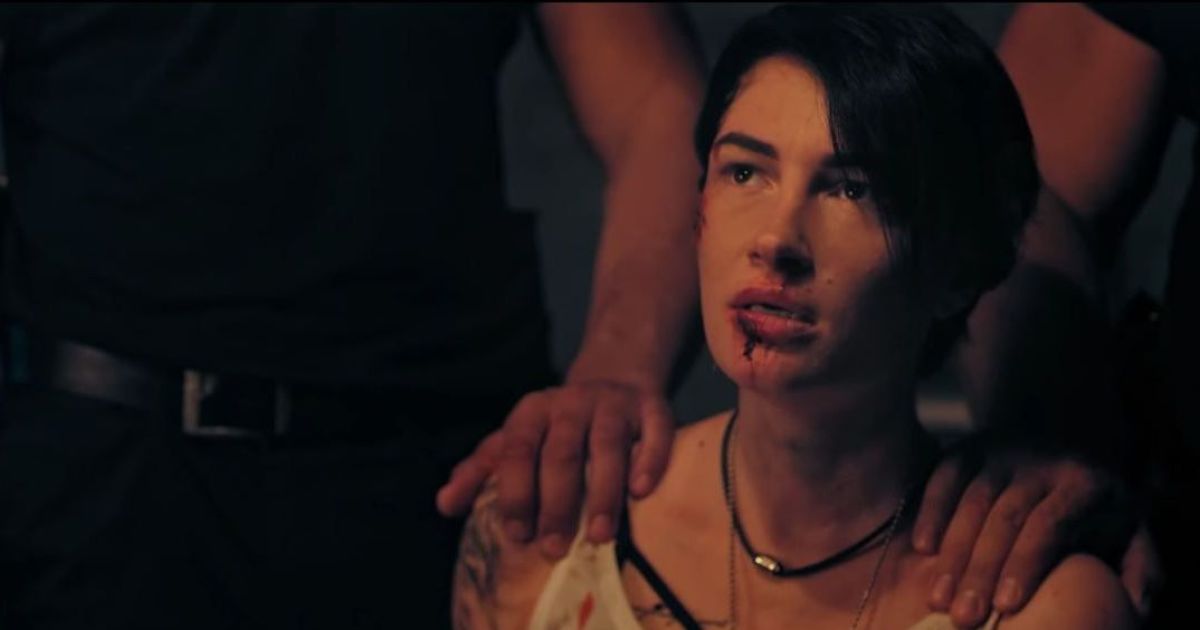 Настю Приходько обрили, избили и пытались утопить в новом клипе