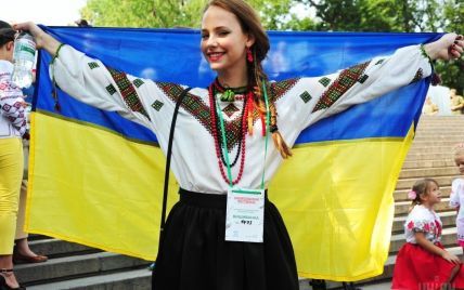 Госслужащие, которые не говорят на украинском, рискуют вылететь с работы