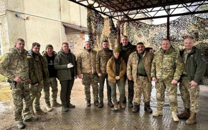 Віталій Кличко привіз військовим на «нулі» дрони та системи РЕБ