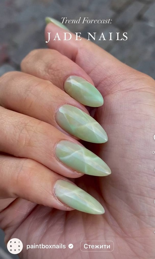 jade nails / © Instagram