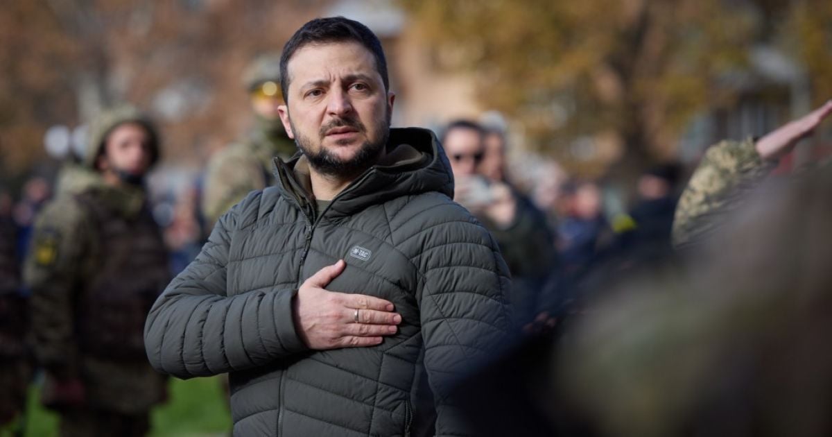 "Мы идем дальше, шаг за шагом освобождаем оккупированные территории": речь Зеленского в Херсоне