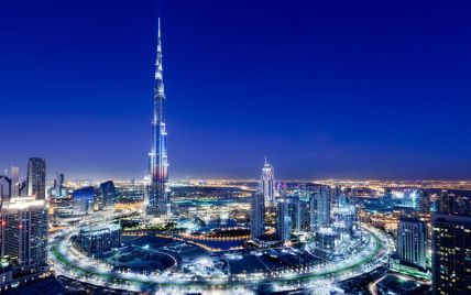 В Дубае открыли самую высокую гостиную в мире