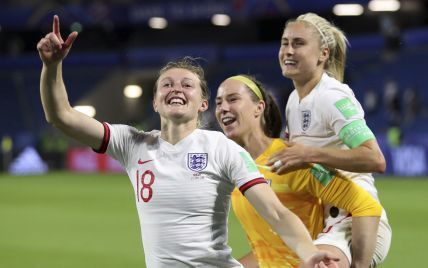 "Набросали" соперницам 20 голов за 90 минут: женская сборная Англии установила уникальный рекорд в истории команд "трех львов"