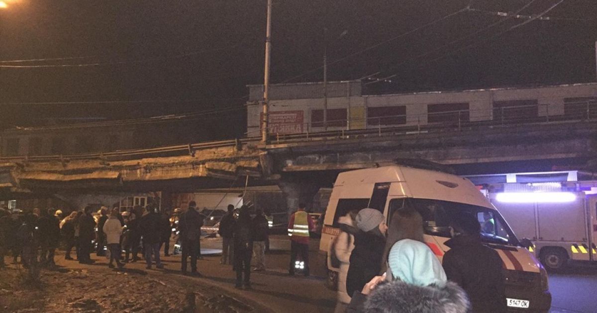 Шулявський міст обвалився_3 / © facebook/Майкл Щур