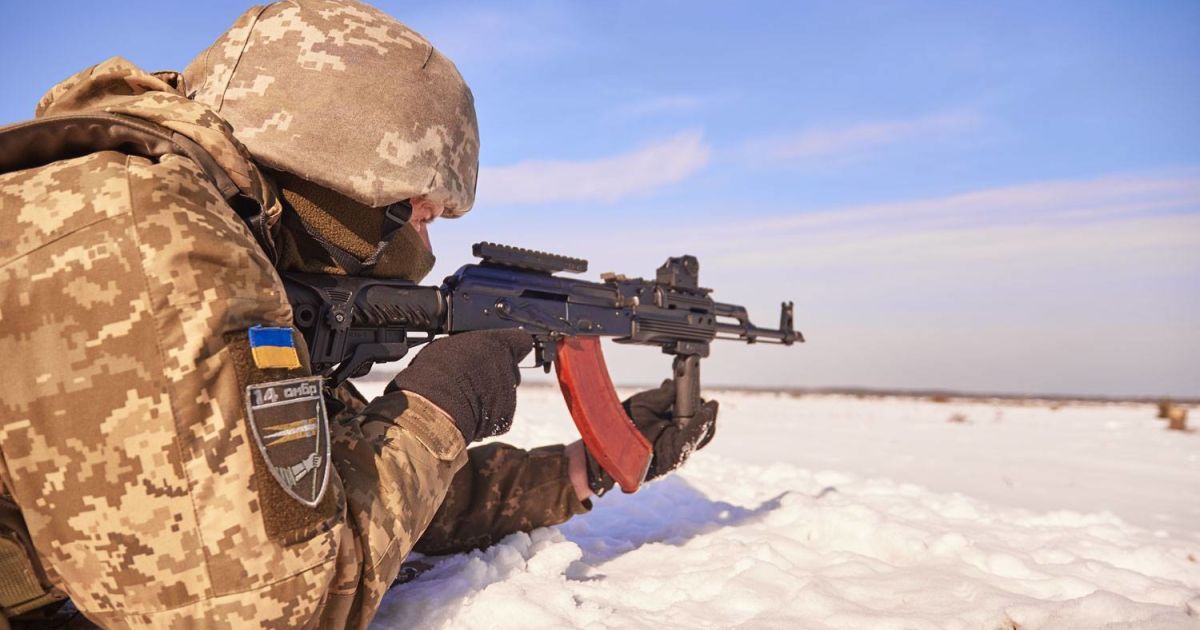 "Вони нас в це тягнуть": у Зеленського пояснили, чому Україні важливо закінчити війну з РФ до зими
