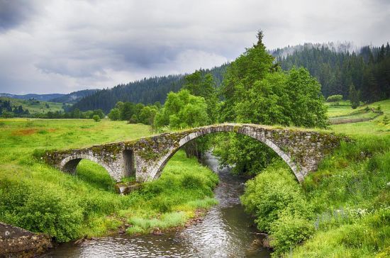У Британії через спеку з-під води з'явилося село-примара
