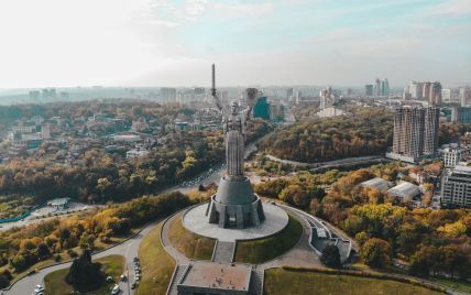У Києві демонтують близько 60 пам’яток культури, які пов’язані з Росією