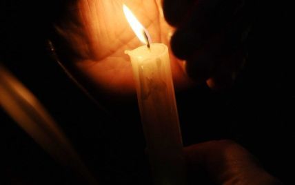 Малюки у Запоріжжі загинули в пожежі через свічки і пиятику батьків