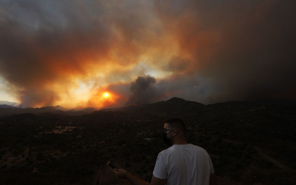 © Associated Press