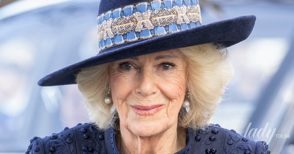 Королева Камілла