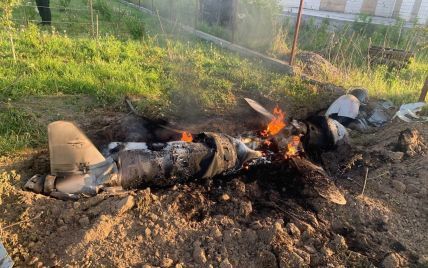 Последствия атаки на Киев и область: полиция показала фото сбитых ракет