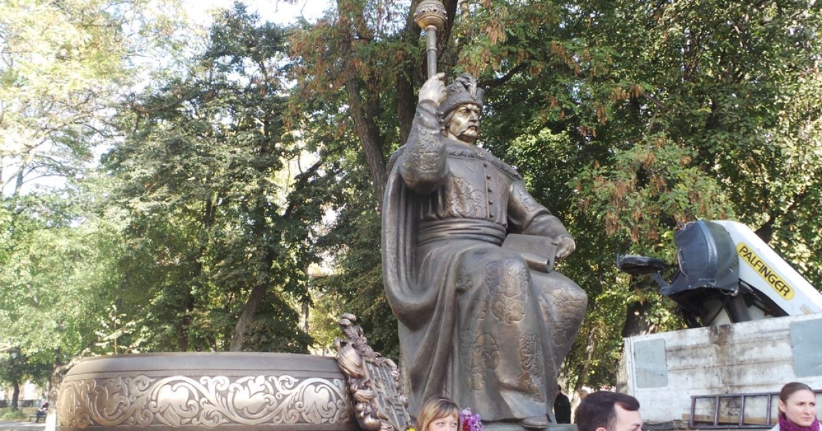 Во время презентации памятника Мазепе в Полтаве / © Громадське ТБ. Полтава