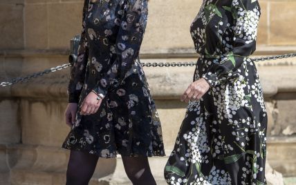 Обе в цветочных платьях: графиня Софи с дочерью леди Луизой на праздничной службе в часовне Святого Георгия