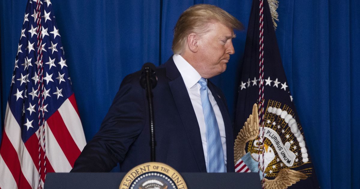 Администрация Трампа отказалась предоставить письма о блокировании военной помощи Украине - NYT