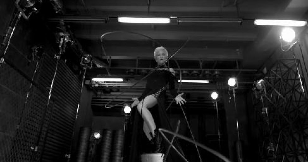 Арбенина выпустила новый клип