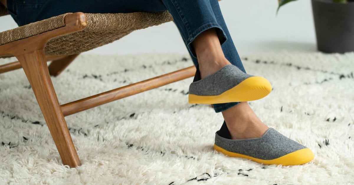 Чому вдома не може бути двох пар капців