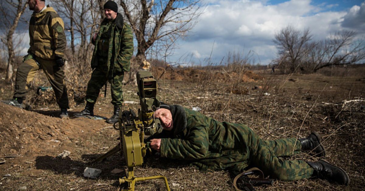 Боевики "ДНР" укрепляют позиции в Коминтерново