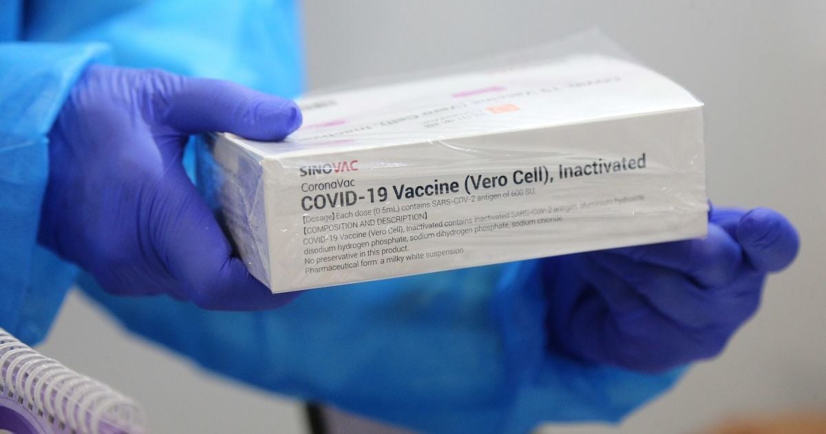 "Вирусная" вакцина, изготовленная по классической технологии: как работает CoronaVac