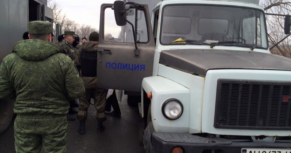 «ДНР» передала Україні 18 ув’язнених_2 / © Богдан Крикливенко / Facebook