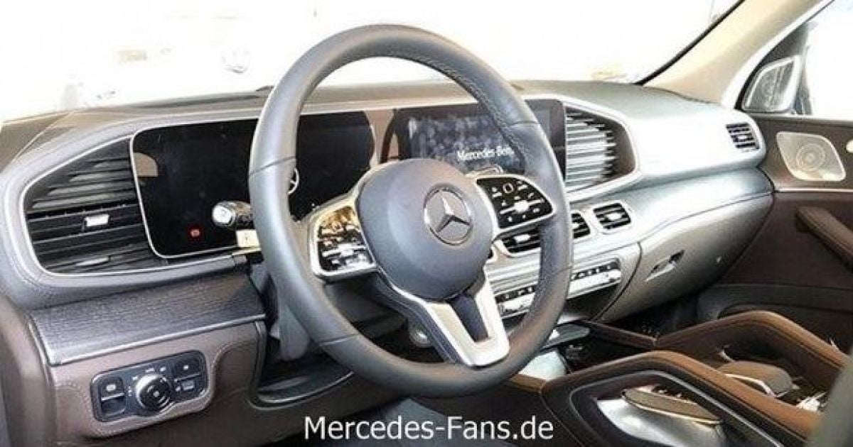 Інтер'єр нового Mercedes-Benz GLE засвітився на шпигунських знімках