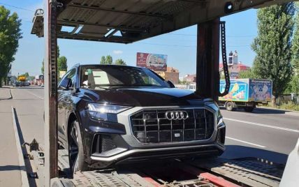 На украинских дорогах заметили роскошный Audi Q8