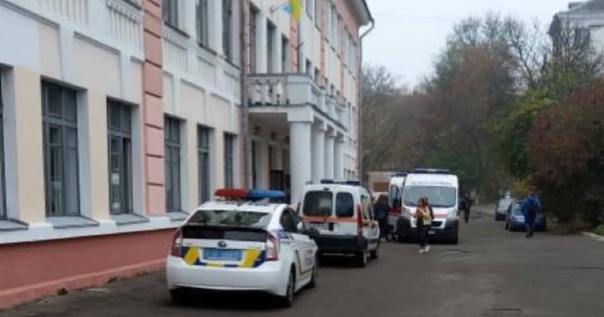 У київській школі діти отруїлись невідомою речовиною