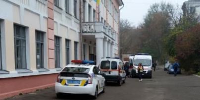 У київській школі діти отруїлись невідомою речовиною