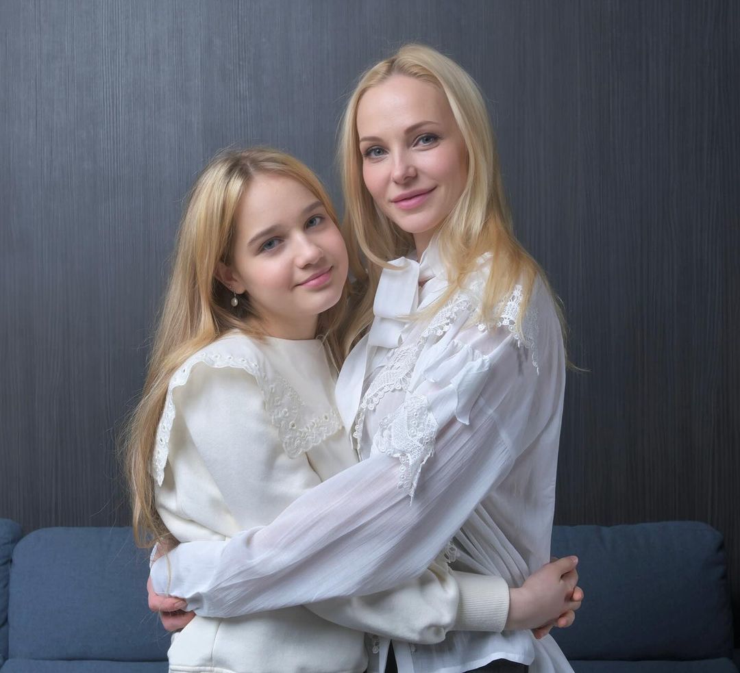 Дарья Трегубова с дочерью / © instagram.com/dasha.tregubova