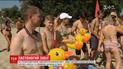 У Києві люди бігали наввипередки у ластах і з гумовими качками в руках