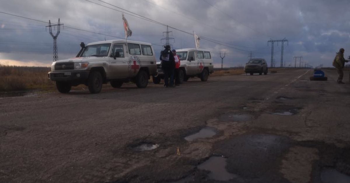 Обмен пленными состоялася на нейтральной территории. / © Ирина Геращенко/Facebook