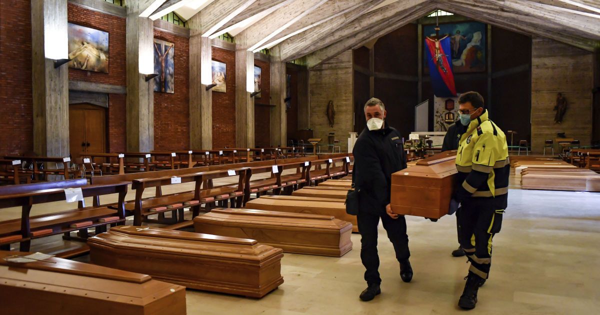 В Італії побиті нові психологічні позначки за кількістю заражених і померлих через коронавірус