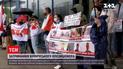 Задержание Романа Протасевича: в нескольких городах у белорусского посольства прошли акции протеста