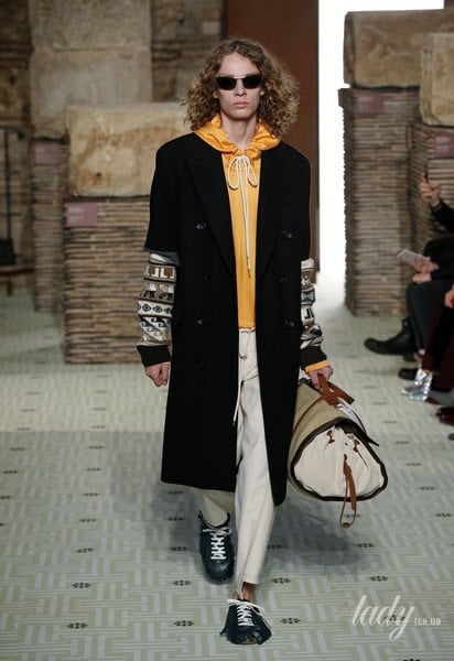 Коллекция Lanvin прет-а-порте сезона осень-зима 2019-2020 / © East News
