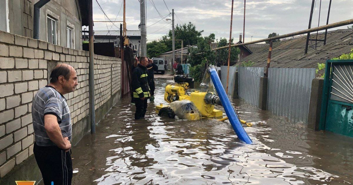 Ливень в Одессе: город был в шаге от огромной катастрофы