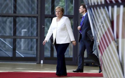 "Без всяких сомнений": Меркель поддержала женщин-конгрессменов, о которых с расистскими комментариями высказывался Трамп